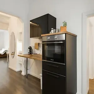 Market- Upper Aristotelous Sq Luxury Salonic